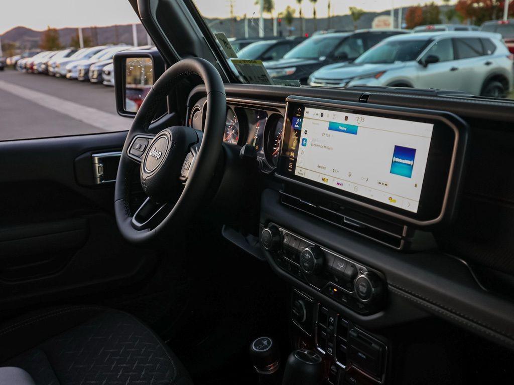 new 2026 Jeep Gladiator car, priced at $48,271