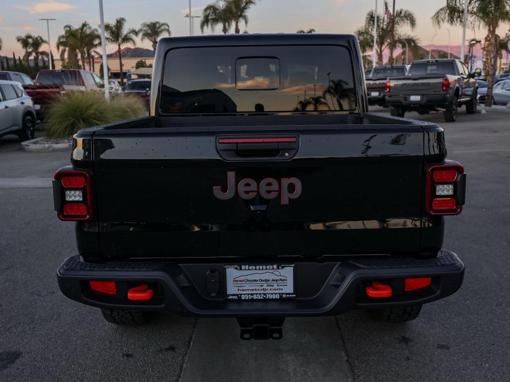 new 2026 Jeep Gladiator car, priced at $54,452