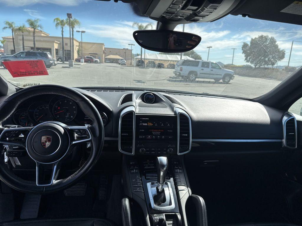 used 2018 Porsche Cayenne car