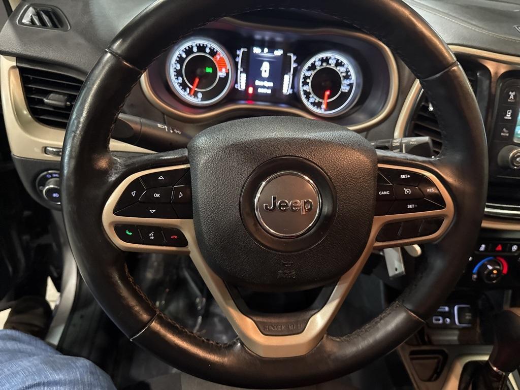 used 2018 Jeep Cherokee car, priced at $14,998