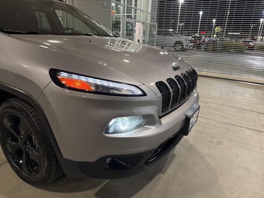 used 2018 Jeep Cherokee car, priced at $14,998