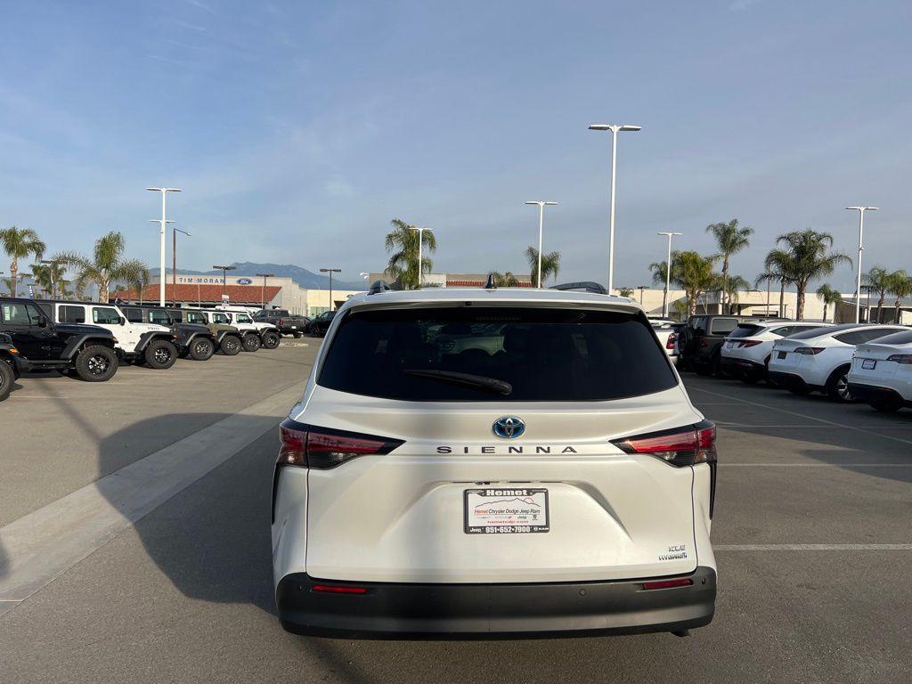 used 2022 Toyota Sienna car, priced at $39,938