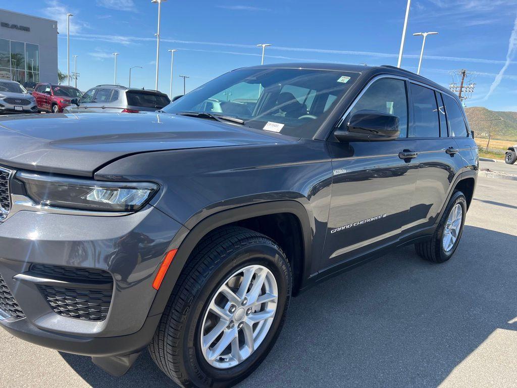 used 2025 Jeep Grand Cherokee car, priced at $33,138