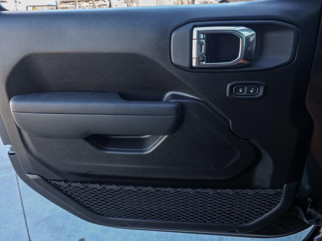 new 2026 Jeep Wrangler car, priced at $38,698