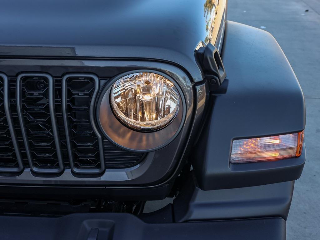 new 2026 Jeep Wrangler car, priced at $38,698