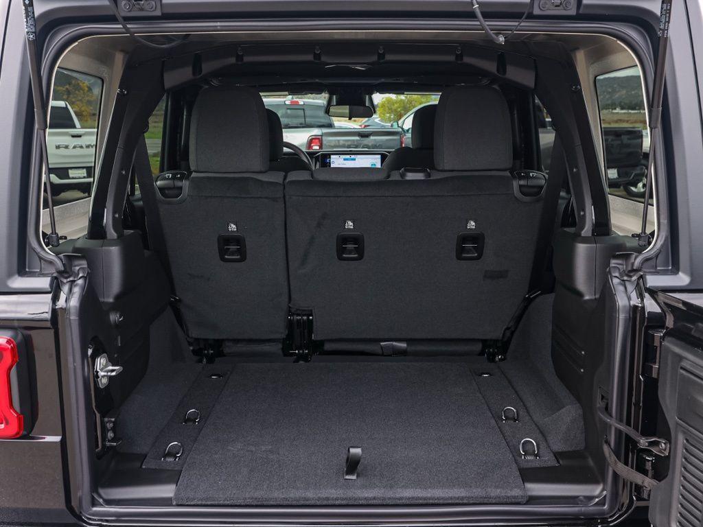 new 2026 Jeep Wrangler car, priced at $45,824