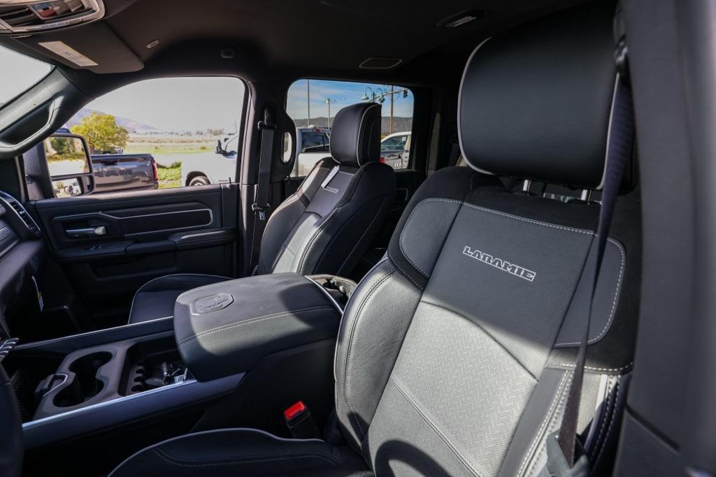 new 2025 Ram 3500 car, priced at $84,176