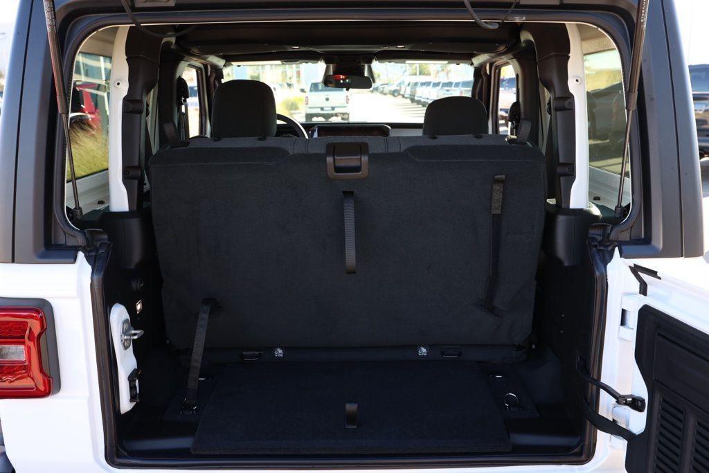 new 2026 Jeep Wrangler car, priced at $40,033