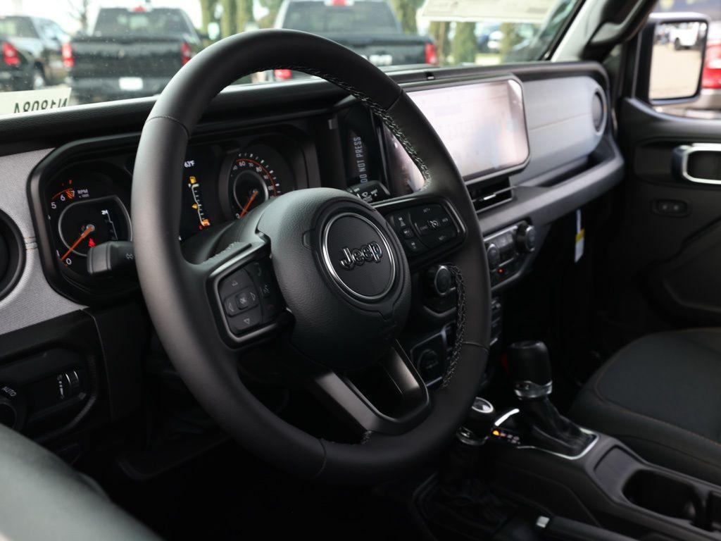 new 2026 Jeep Gladiator car, priced at $43,008