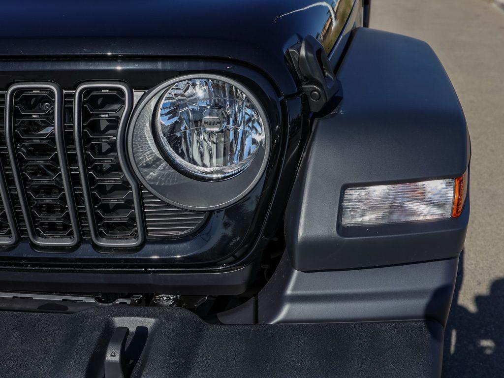 new 2026 Jeep Wrangler car, priced at $46,558