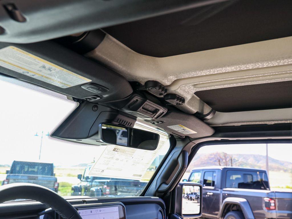 new 2026 Jeep Gladiator car, priced at $62,155