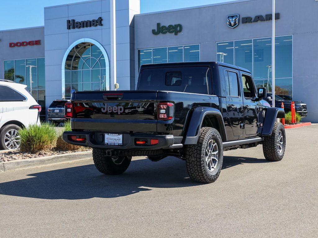 new 2026 Jeep Gladiator car, priced at $62,155