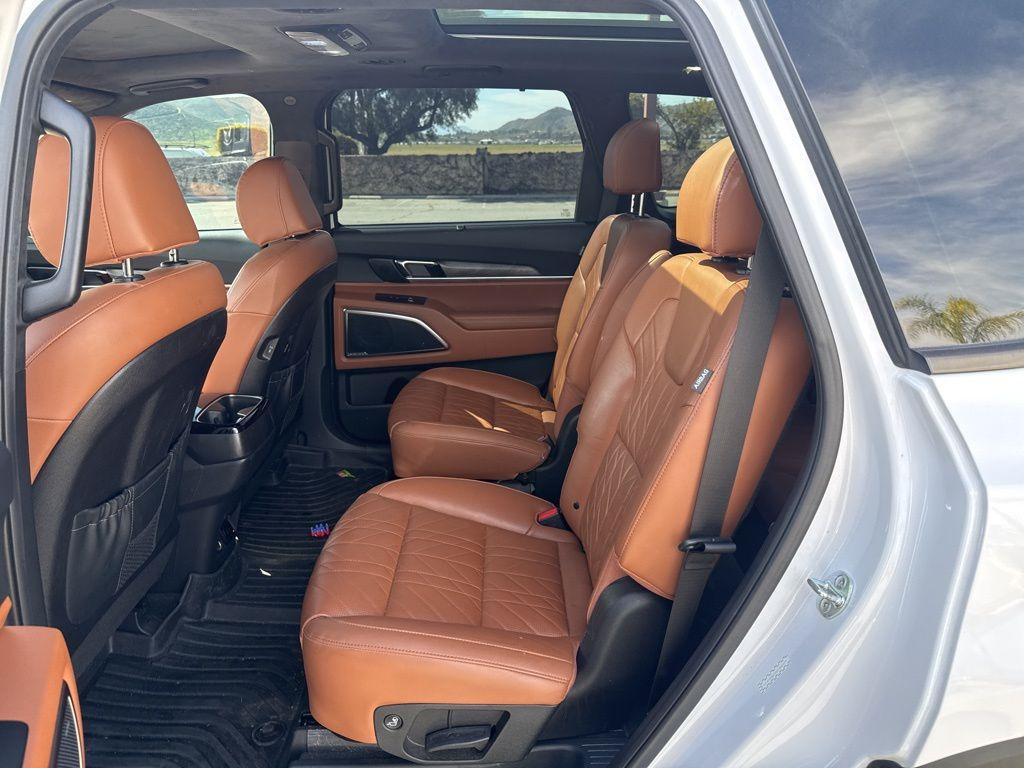 used 2024 Kia Telluride car, priced at $41,413