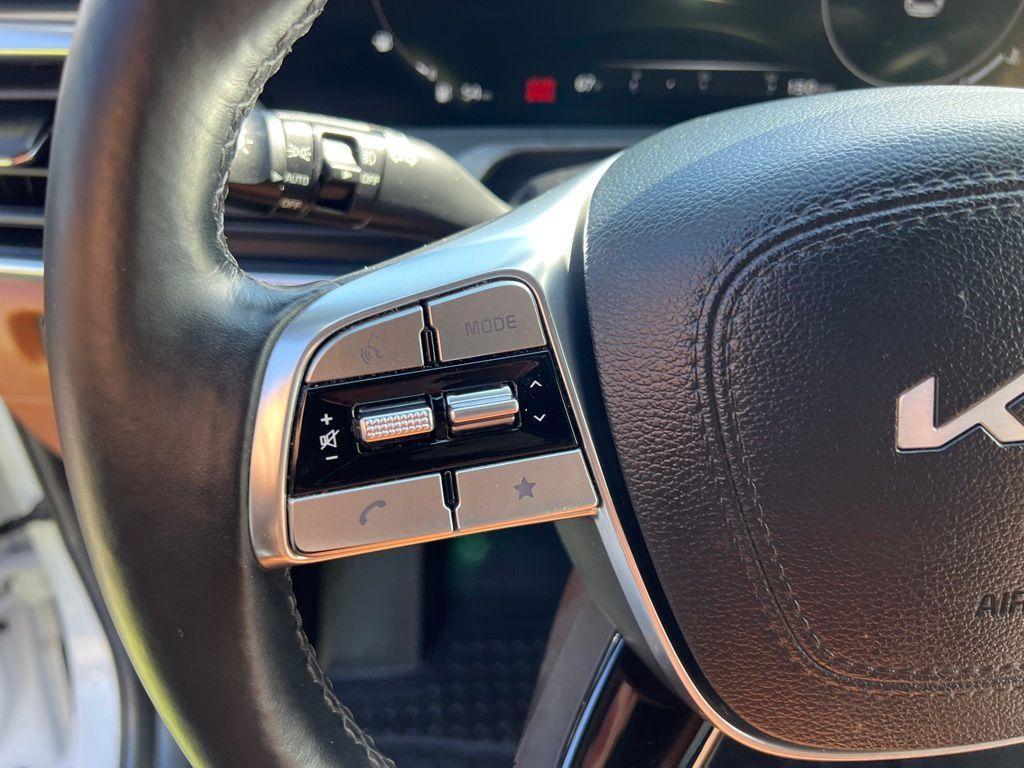 used 2024 Kia Telluride car, priced at $40,559