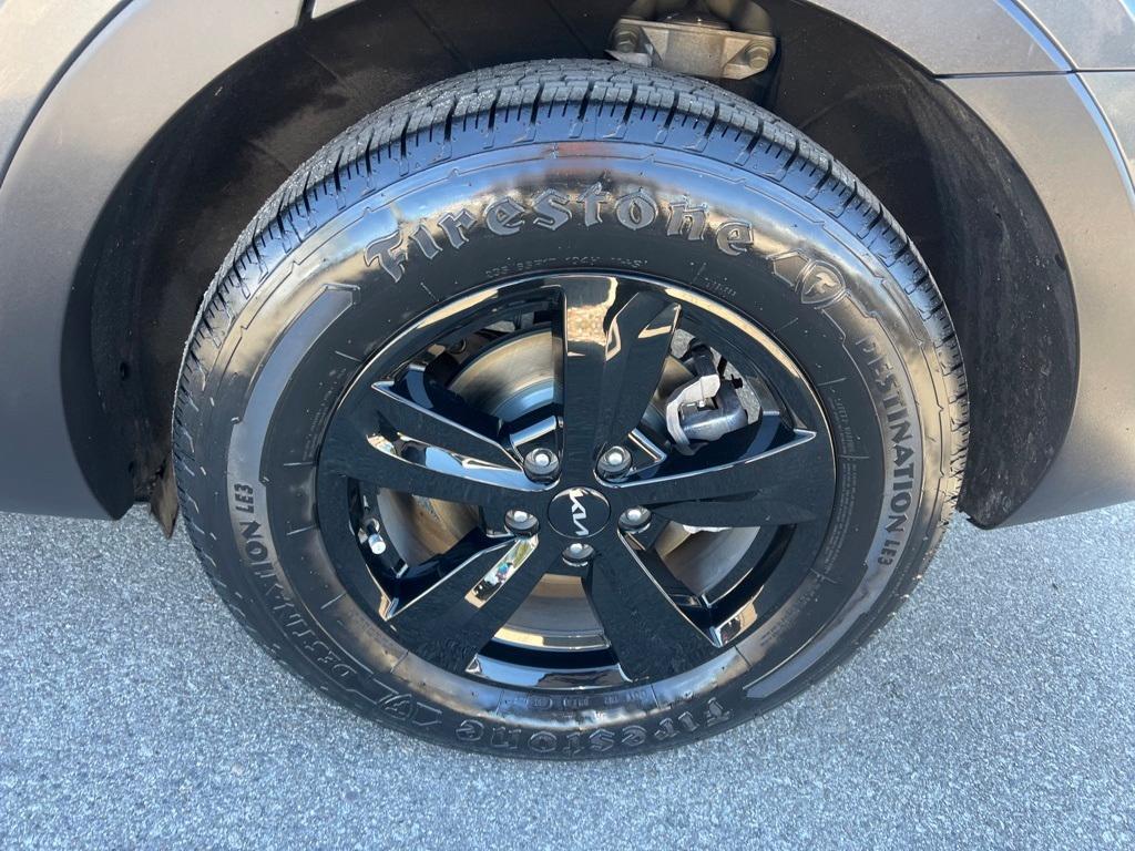 used 2022 Kia Sorento car, priced at $20,940