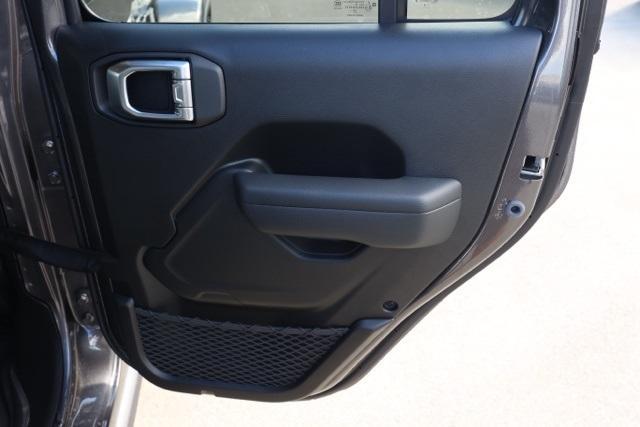 new 2025 Jeep Gladiator car, priced at $45,752