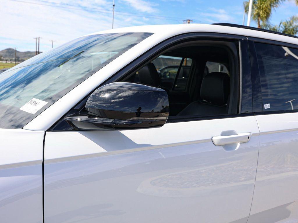 new 2026 Jeep Grand Cherokee car, priced at $45,655