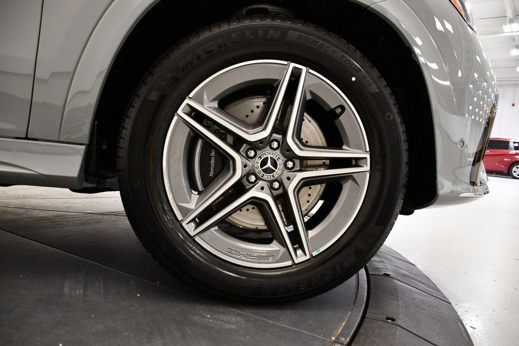 new 2026 Mercedes-Benz GLE 450 car, priced at $85,395