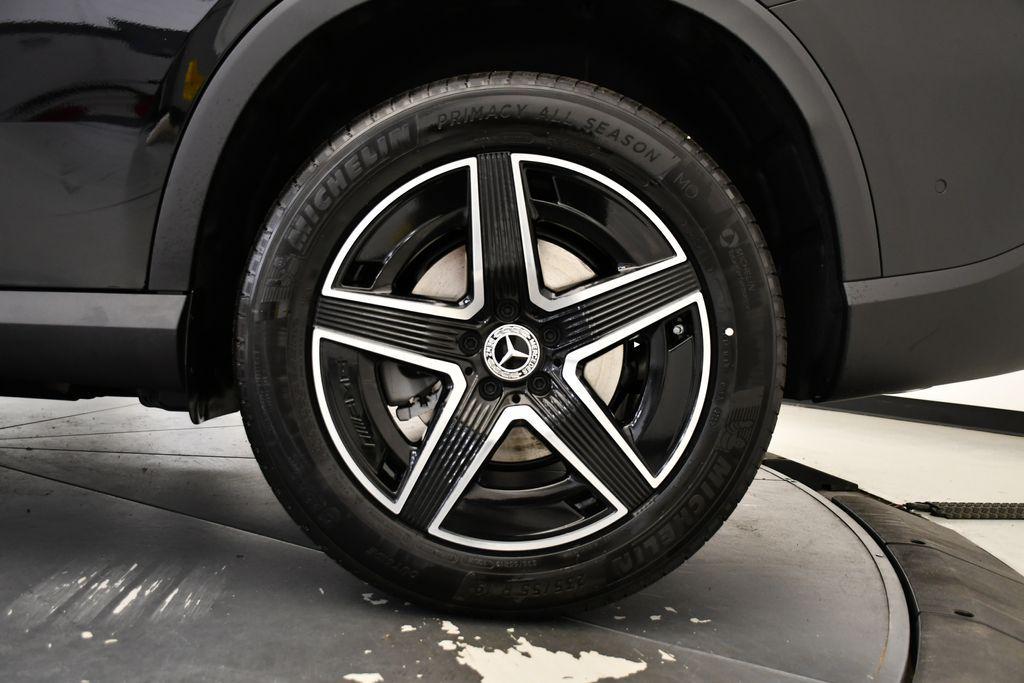 new 2026 Mercedes-Benz GLC 300 car, priced at $54,820