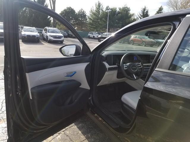 new 2025 Hyundai Tucson car