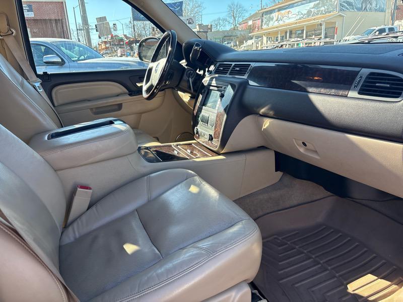 used 2010 GMC Yukon car, priced at $9,850