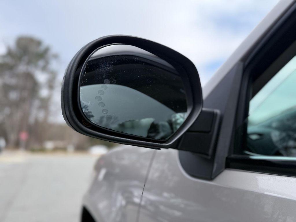 used 2007 Chevrolet Avalanche car, priced at $6,995