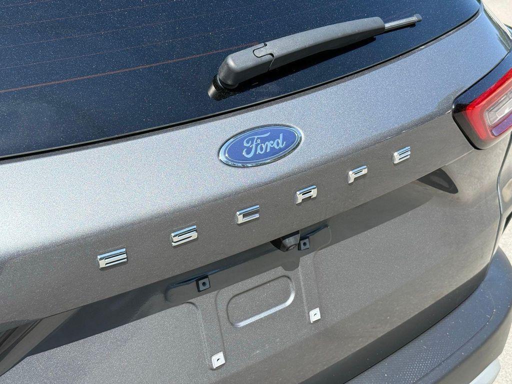 used 2023 Ford Escape car, priced at $17,995