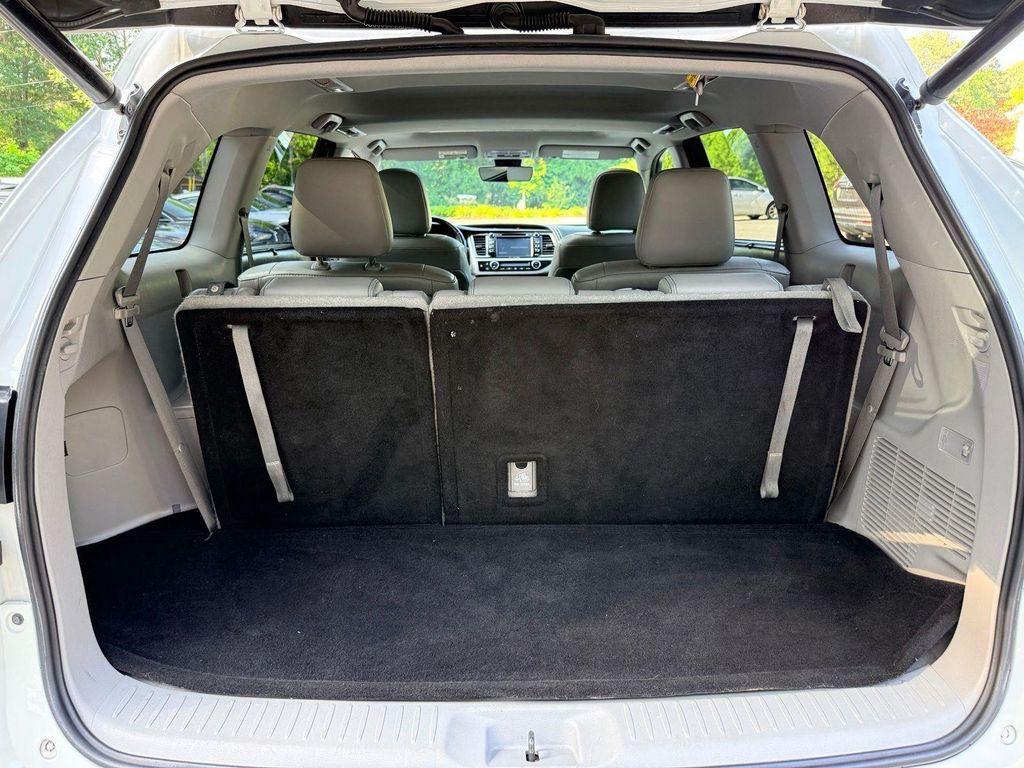 used 2018 Toyota Highlander car, priced at $21,995