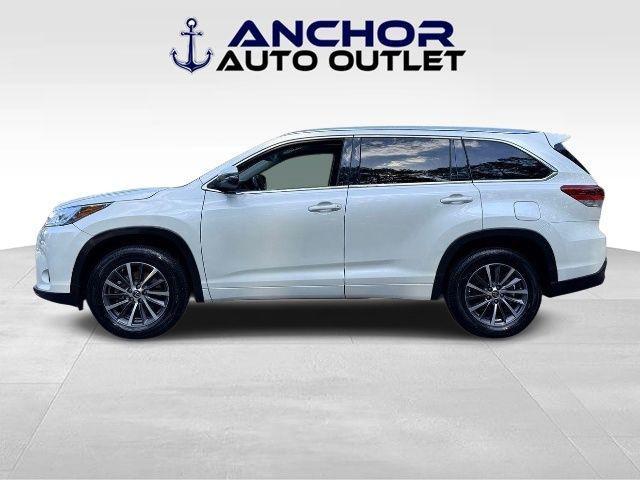 used 2018 Toyota Highlander car, priced at $21,995