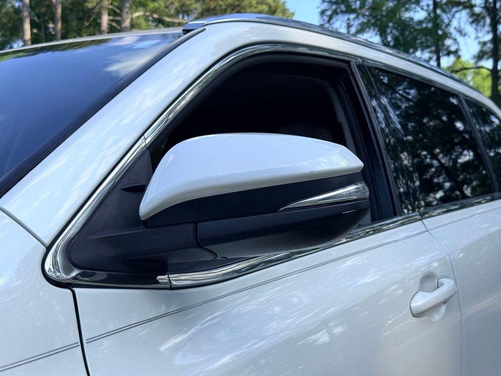 used 2018 Toyota Highlander car, priced at $21,995