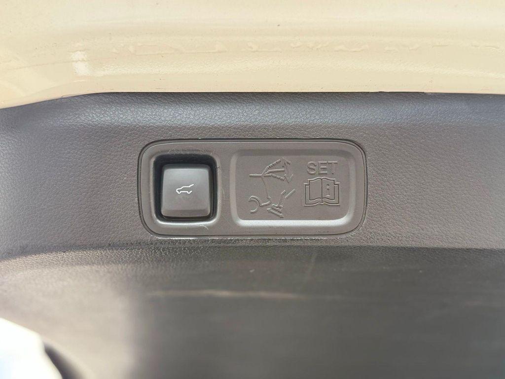 used 2021 Ford Expedition car, priced at $33,539