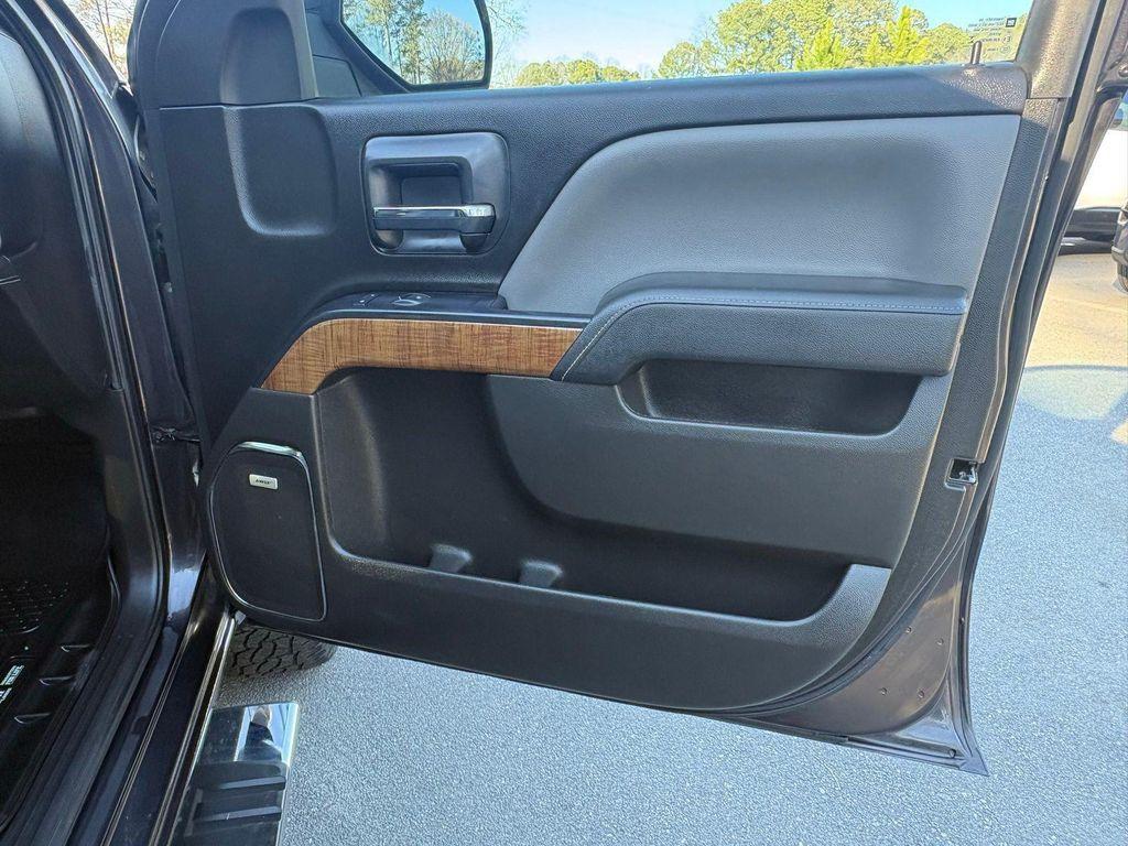 used 2014 GMC Sierra 1500 car, priced at $19,995