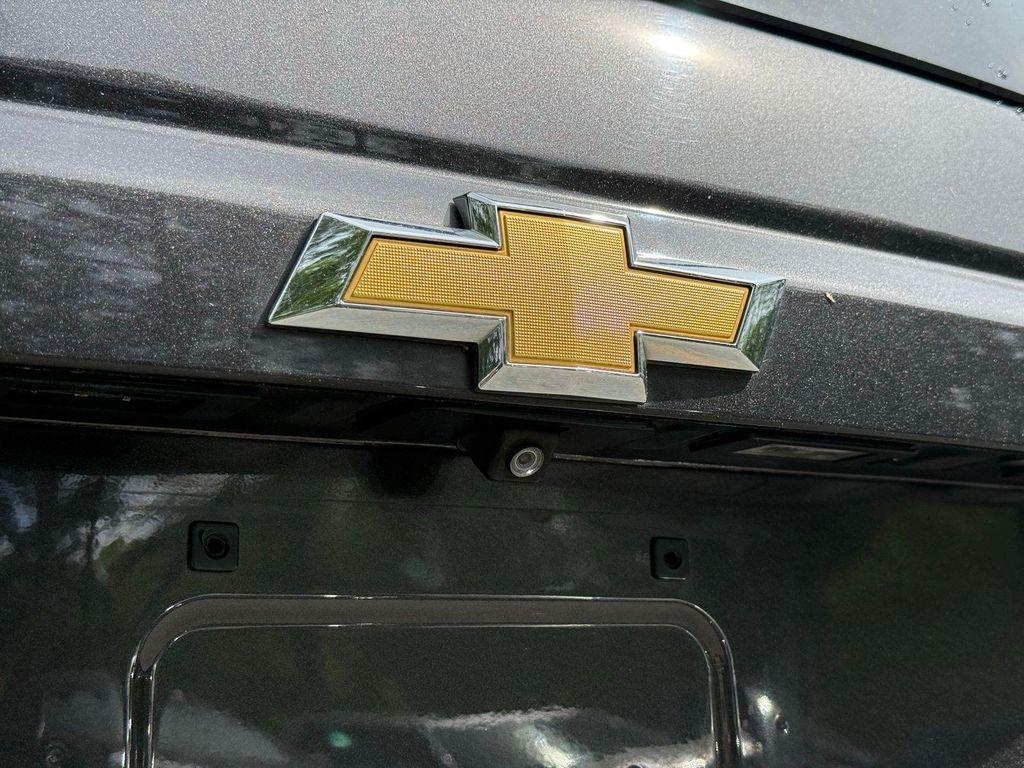 used 2018 Chevrolet Suburban car, priced at $17,995