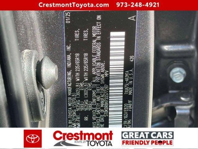 used 2025 Toyota Highlander car, priced at $42,984