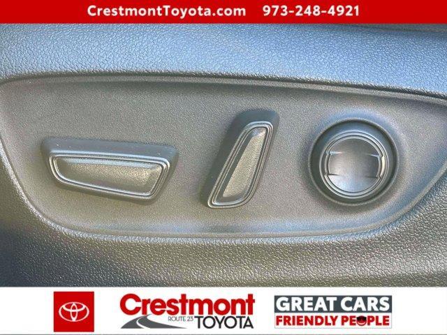 used 2023 Toyota Highlander car, priced at $36,584