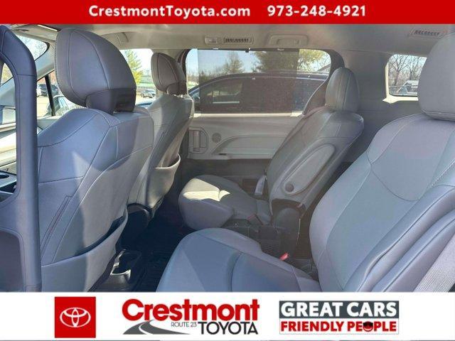 used 2023 Toyota Sienna car, priced at $42,488
