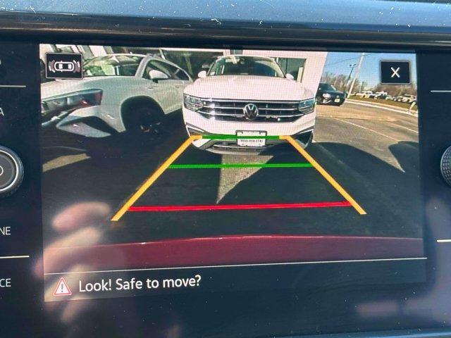 2022 Kings Red Volkswagen Taos