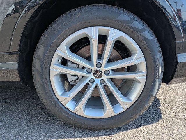 new 2025 Audi Q7 car, priced at $81,120