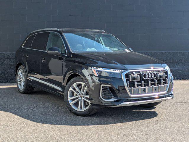 new 2025 Audi Q7 car, priced at $81,120