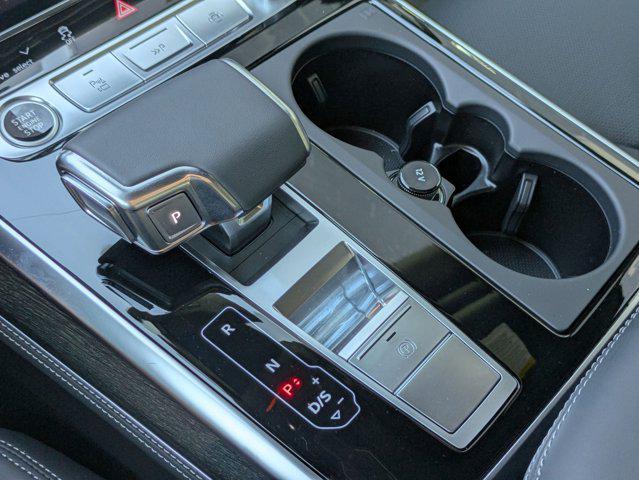 new 2025 Audi Q7 car, priced at $81,120