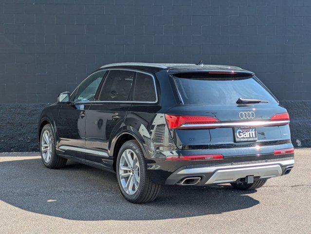 new 2025 Audi Q7 car, priced at $81,120