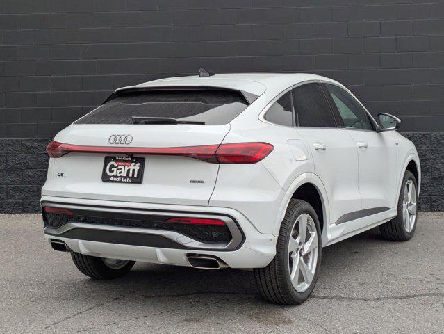 new 2025 Audi Q5 car, priced at $61,490