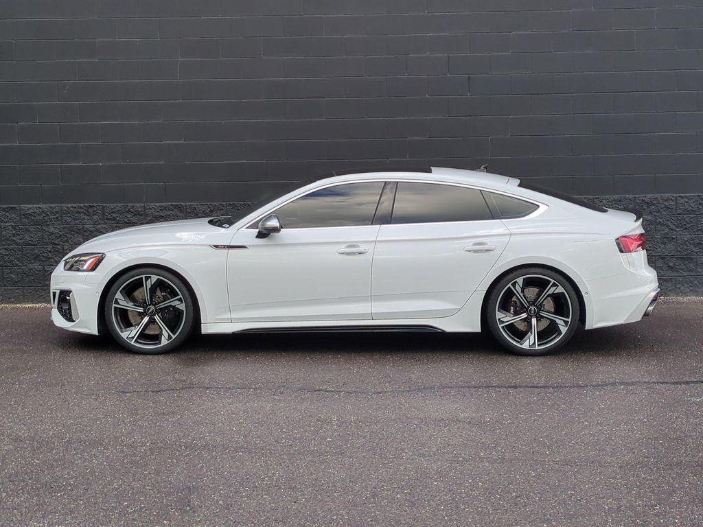 Audi RS5 view 6