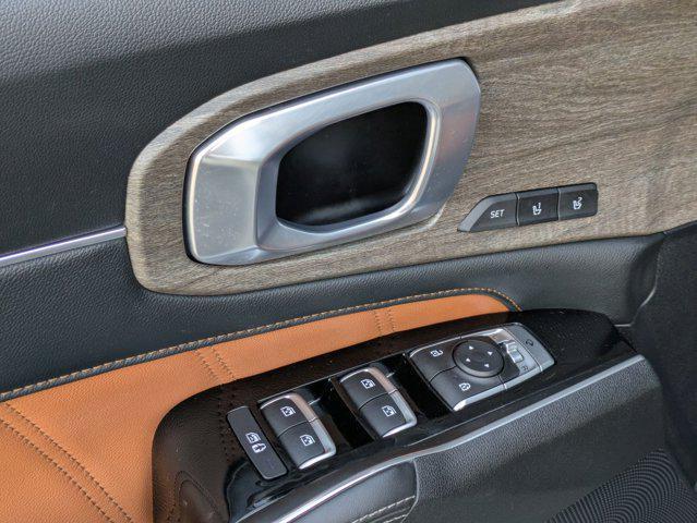 used 2022 Kia Sorento car, priced at $29,333