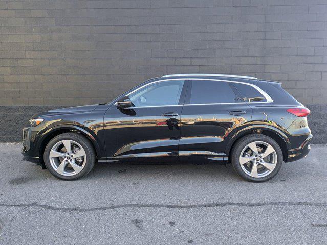 new 2025 Audi Q5 car, priced at $64,380