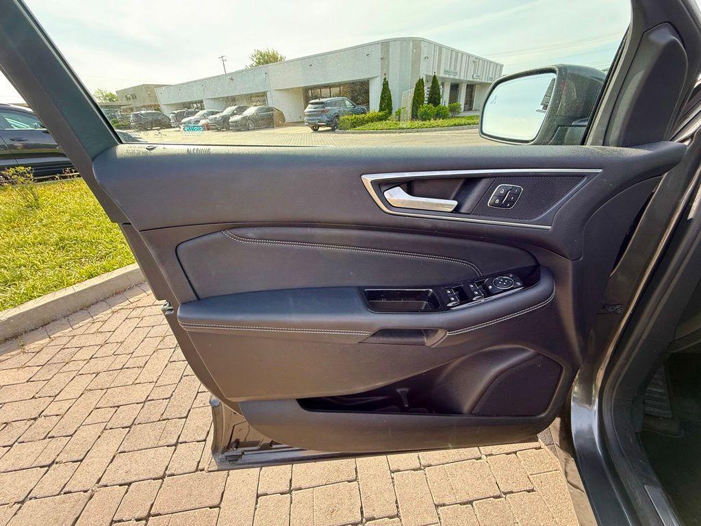 used 2018 Ford Edge car, priced at $19,991