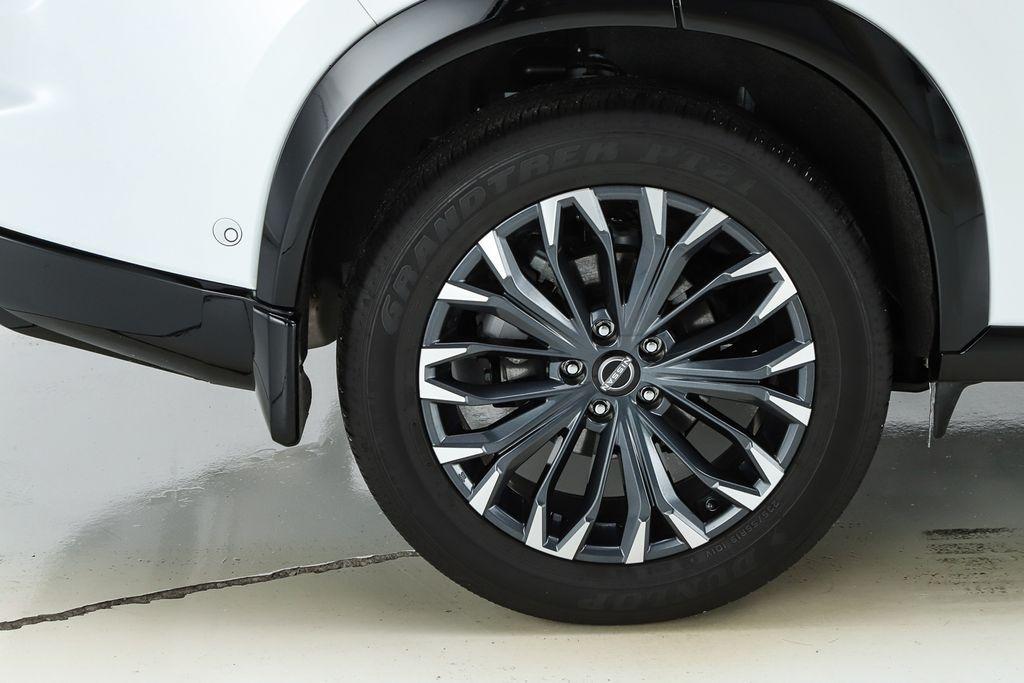 used 2024 Nissan Rogue car, priced at $34,163