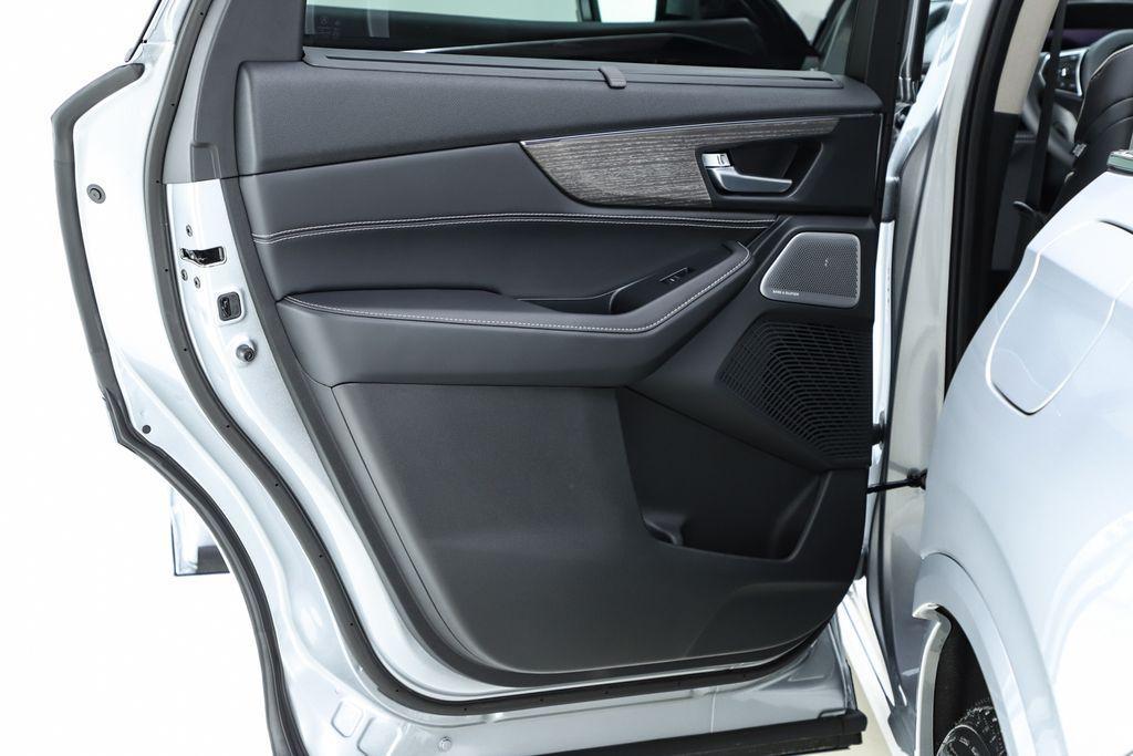 new 2026 Acura MDX car, priced at $68,250