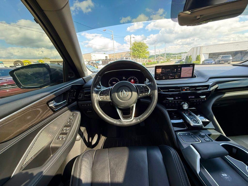 used 2023 Acura MDX car, priced at $40,925