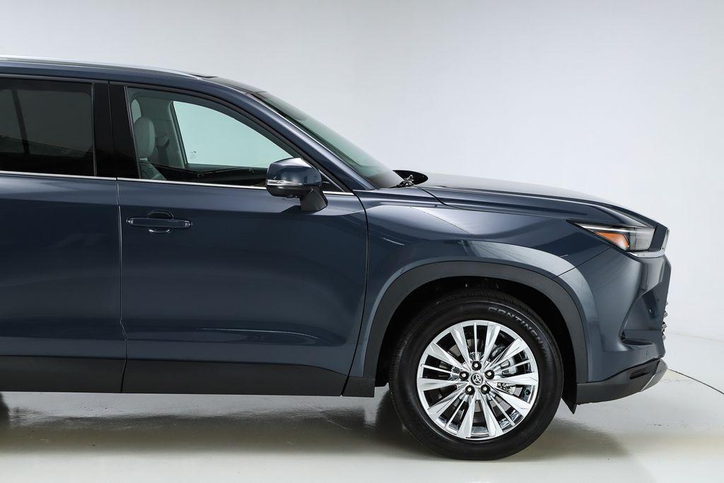 used 2025 Toyota Grand Highlander car, priced at $55,382
